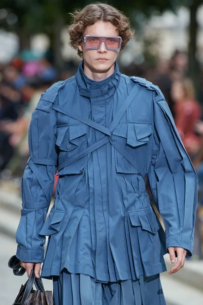 Look 115
